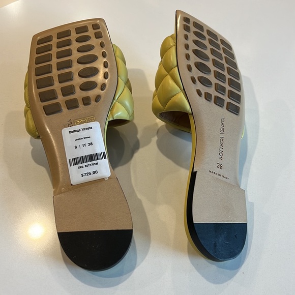 Bottega  veneta slides new( no box) - Picture 2 of 12